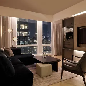 Hotel Equinox